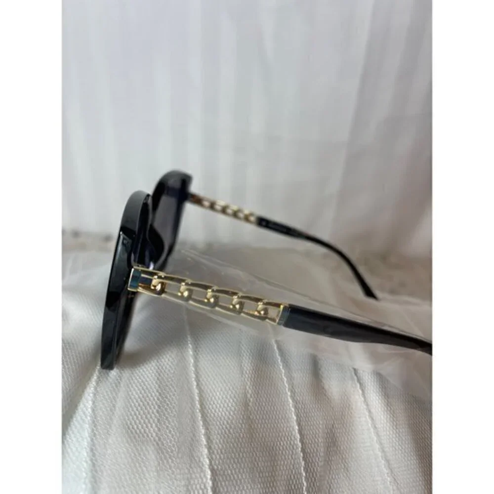 Keep It Casual Cat Eye Frame‎ Sunglasses Black
